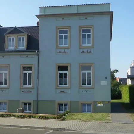 Ambiente An Der Elbe * Dresden